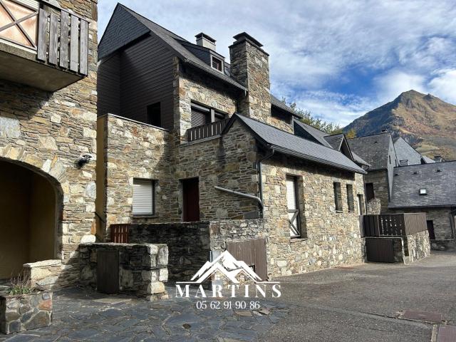 EXCLUSIVITE ESQUIEZE SERE Appartement de type 2 avec terrasse et parking