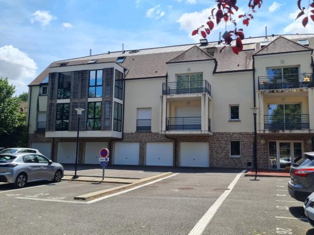 Exclusivité EPERNON Appartement type F2 avec terrasse