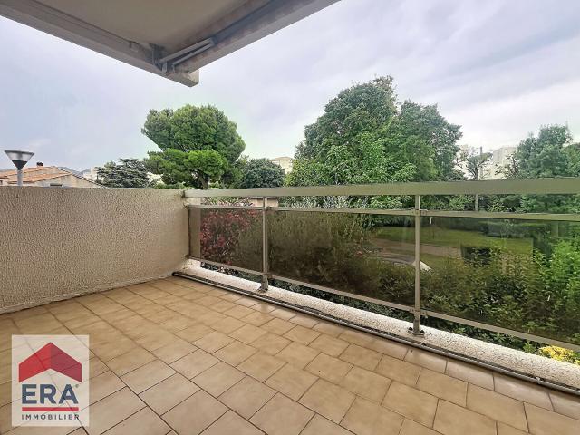 Exclusivité ERA VP IMMO Superbe appartement T3 lumineux à louer à Marseille, Roy d'Espagne