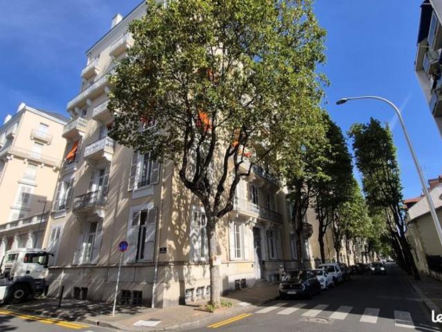 Exclusivité F1 TBEG coeur du quartier Thermal, immeuble de standing