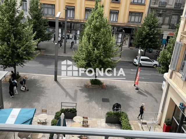 Exclusivité FONCIA, spacieux T2 cours Jean Jaures