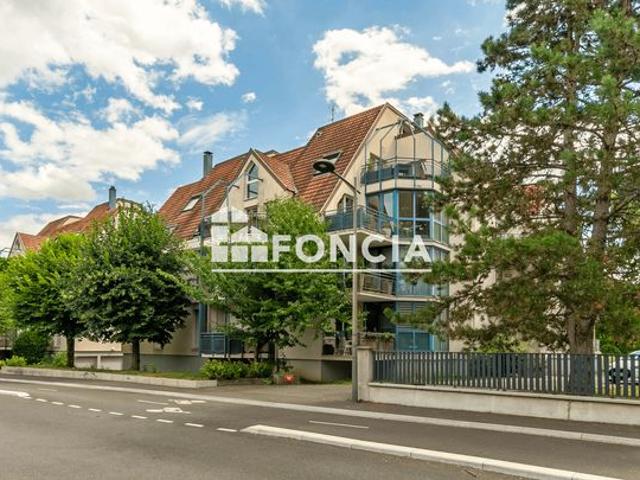 Exclusivite foncia superbe duplex a deux pas du parc de pourtales