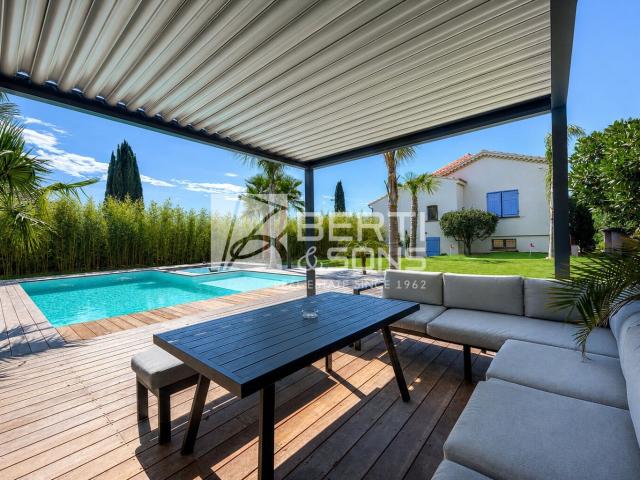 Exclusivite Frejus Ultra Residentiel Magnifique Villa Fami. 194m² Fréjus