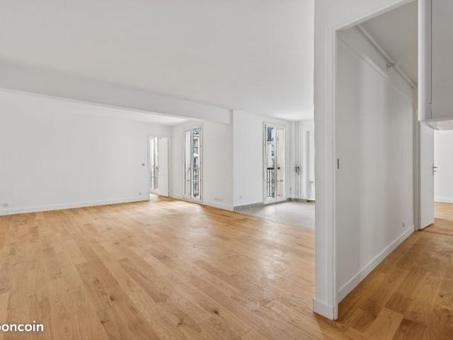 EXCLUSIVITE Grand T3 Rénové VERSAILLES CHATEAU