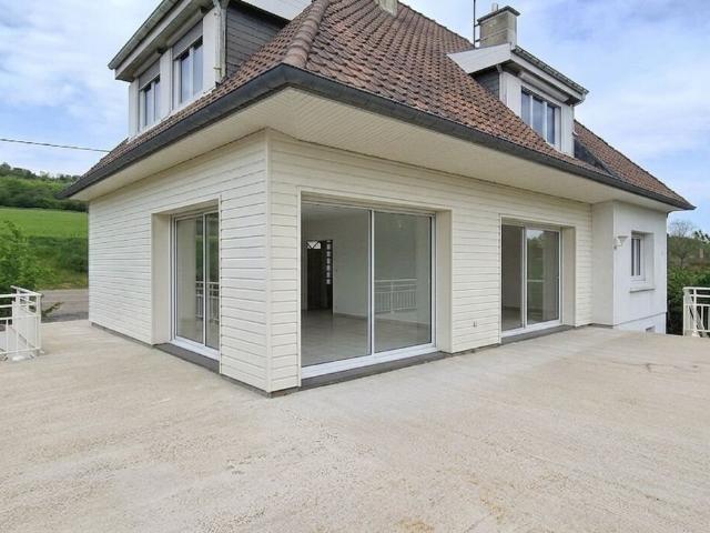 Exclusivité Guy Hoquet: Maison spacieuse 6 pièces à vendre. 120m² Hesdin