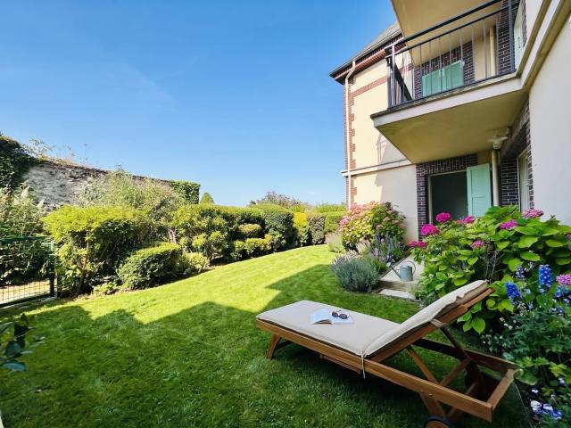 EXCLUSIVITÉ HONFLEUR Superbe Appartement 4 Pièces avec Jardin Privatif Parking Cave HONFLEUR