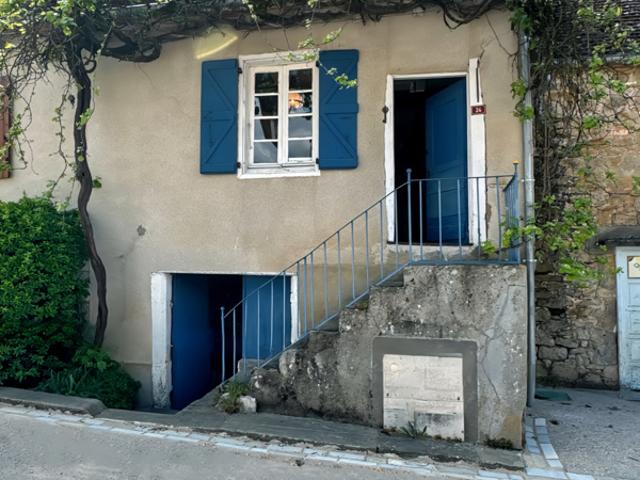 Exclusivité ImoConseil Maison de village rénovée avec charme