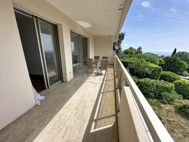 EXCLUSIVITE LE CANNET RESIDENTIEL BEAU 3P TERRASSE SUD OUEST VUE MER PISCINE PARKING