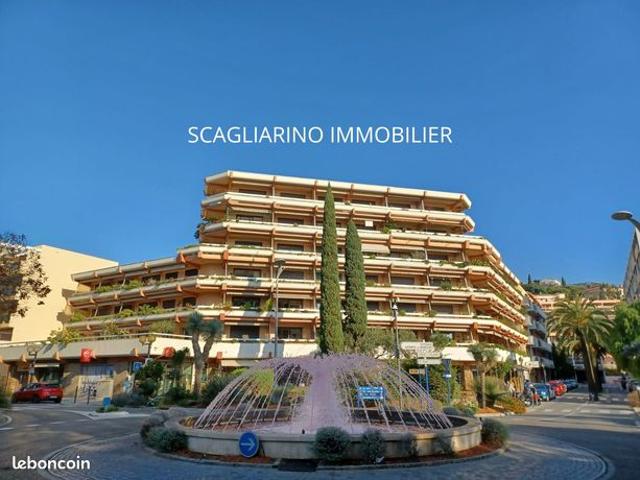 Exclusivité Le Lavandou, Appartement type 2 d'une superficie de 42,50 m². Splendide vue mer