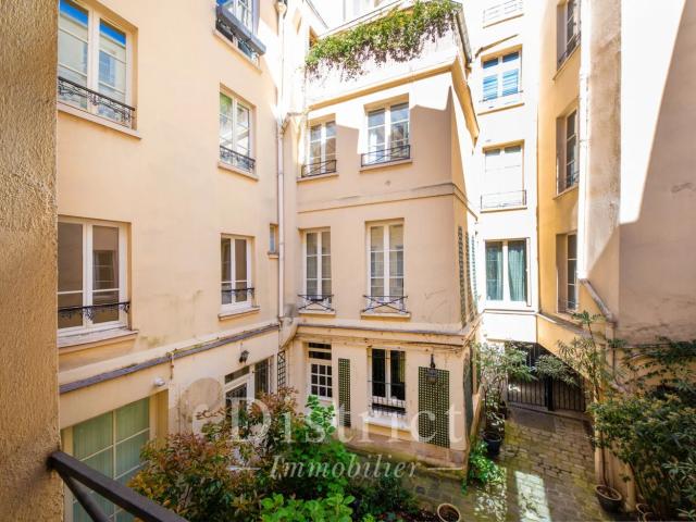 Exclusivité Le Marais Saint Paul Studio de 24 m² au calme absolu