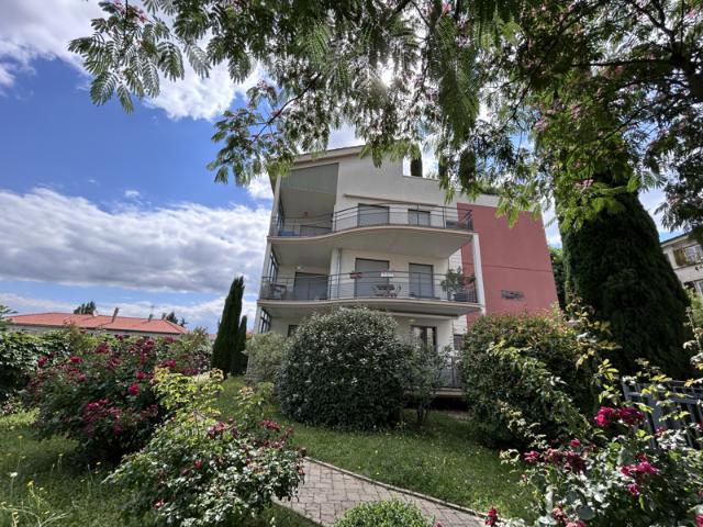 EXCLUSIVITE: Limas appartement familial avec jardin à prox