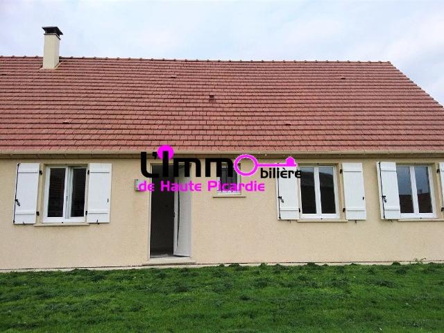 Exclusivité: Location Pavillon Plain Pied 6 Pièces avec Jardi