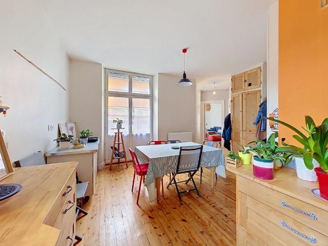 EXCLUSIVITÉ LORIENT: Bel appartement T3 avec cour privative à NOUVELLE VILLE