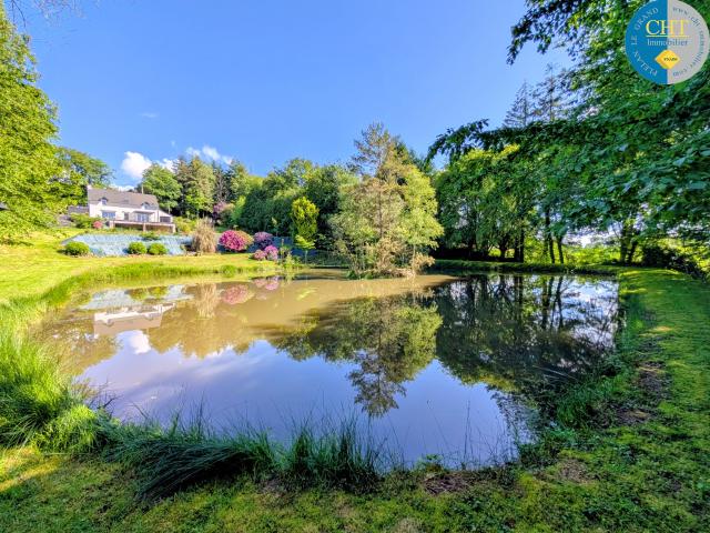 EXCLUSIVITÉ: MAGNIFIQUE MAISON ET SON ÉTANG PRIVATIF PAIMPONT 35380 AVEC CHT IMMOBILIER