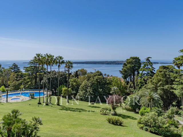 Exclusivité Magnifique appartement Vue mer et parc