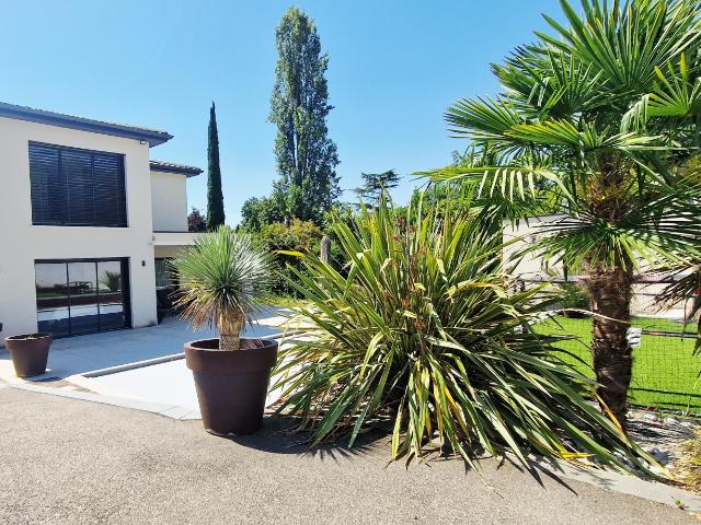 EXCLUSIVITE MAGNIFIQUE VILLA CONTEMPORAINE