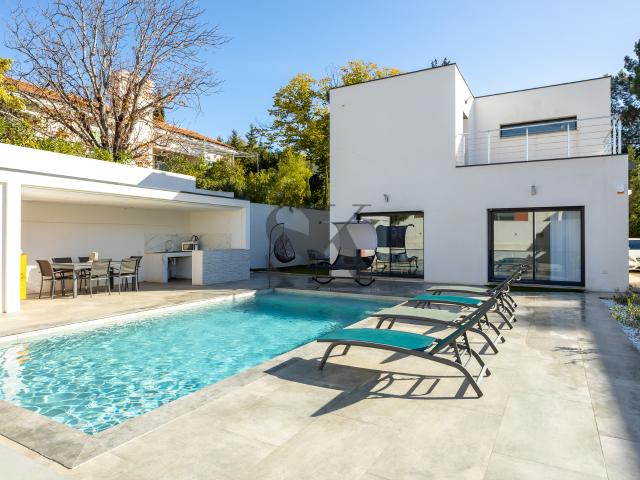 EXCLUSIVITÉ Maison contemporaine 138 m2 — piscine, poolhouse & cuisine d'été