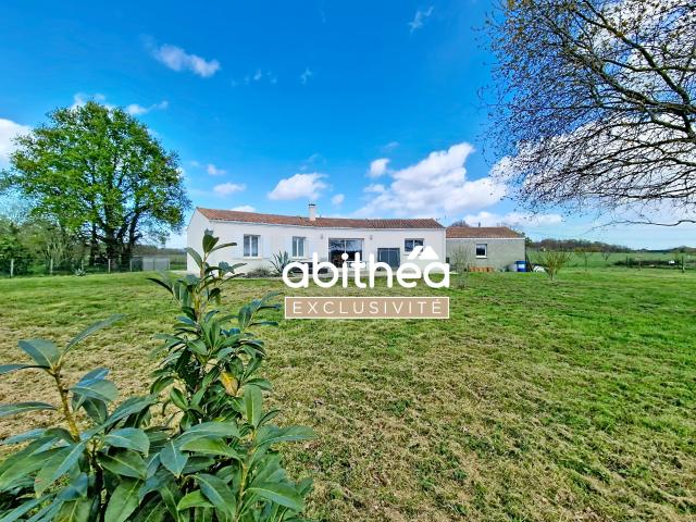 EXCLUSIVITE | MAISON CONTEMPORAINE DE PLAIN PIED | 116m2 | 5 PIECES | 3 CHAMBRES | GARAGE | PLASSAC | 2100m2