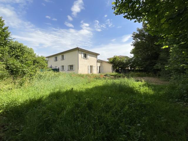 EXCLUSIVITÉ MAISON À FRANS 01480