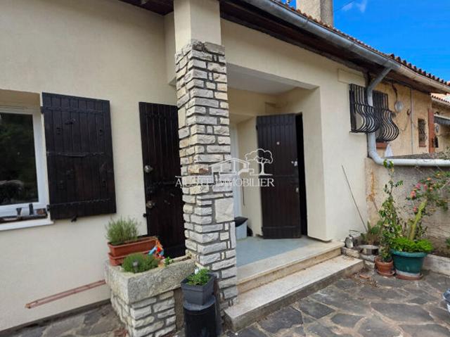 EXCLUSIVITÉ Maison avec garage, fort potentiel et nombreuses prestations récentes Quartier calme de Martigues