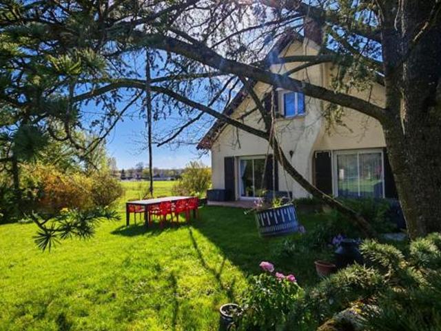 Exclusivité Maison de 170m2 à Longeville sur Mogne, à 22 k