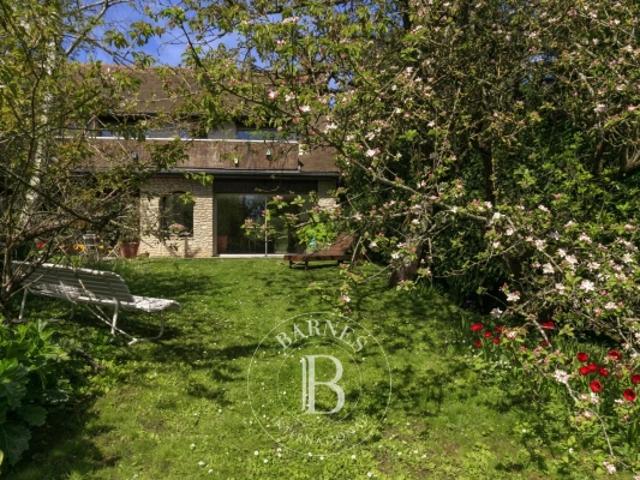 Exclusivité Maison de 323 m² Terrain piscinable de 1363 m²