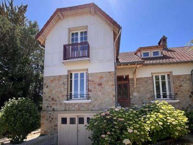 EXCLUSIVITÉ – Maison de caractère 137 m² – 4 chambres – Quartier recherché