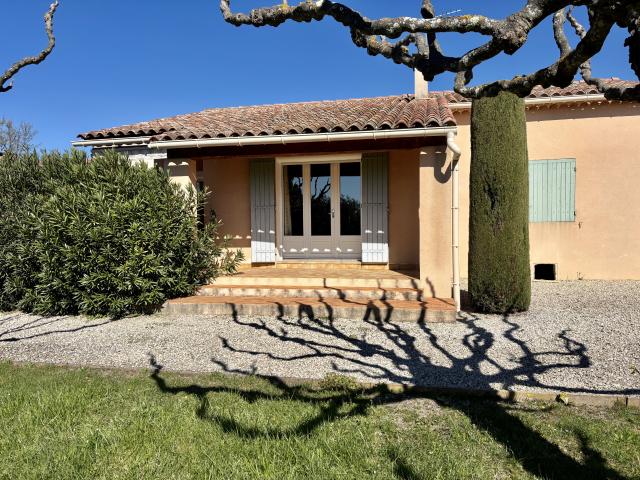 EXCLUSIVITE Maison de plain pied, 95 m2, 3 chambres, sur terrain de 1127 m2