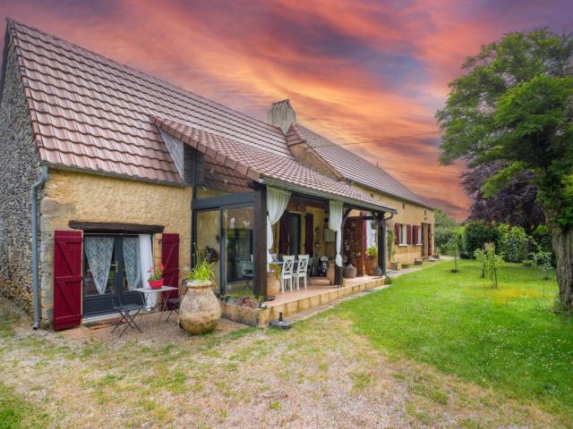 EXCLUSIVITÉ MAISON EN PIERRE 4 PIÈCES AVEC PISCINE