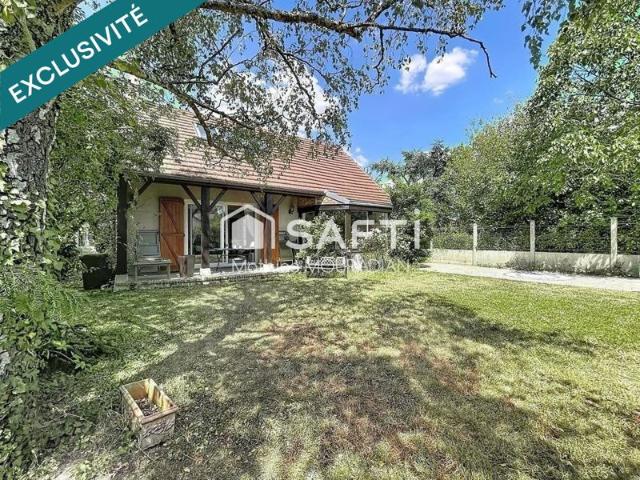 EXCLUSIVITÉ – Maison familiale de caractère – Séjour cathédrale – 155 m² – Jardin de 500 m² – À deux pas du Bois Notre Dame
