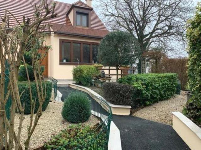 Exclusivite Maison Individuelle 130m2 4 chambres 130m² Bouleurs
