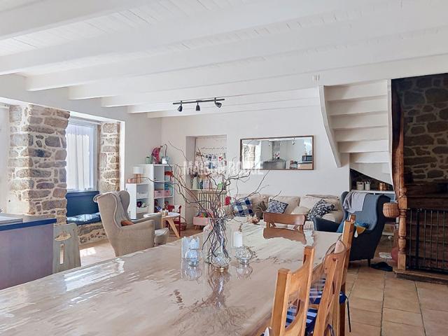 exclusivité Maison Rouge maison en coeur de bourg!