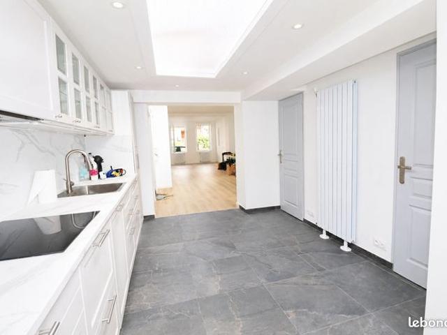 Exclusivité – maison rénovée de 130m² avec 4 chambres au centre ville d'Hazebrouck
