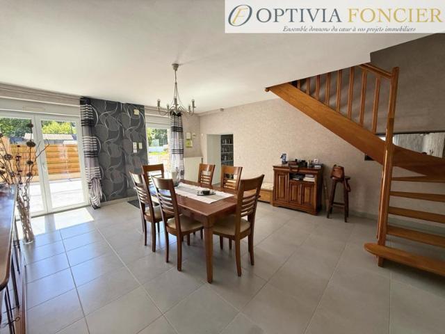 EXCLUSIVITE MAISON T7 BRUZ Quartier prisé 190 m2 9