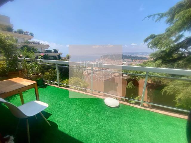 EXCLUSIVITÉ MONT BORON DERNIER ÉTAGE – VUE MER ET VILLE – TERRASSE 36 M² PARKING