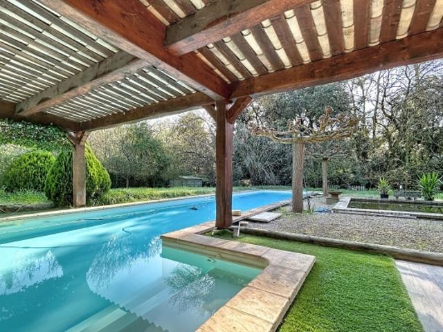 EXCLUSIVITE MOUGINS Charmante Villa de Plain pied
