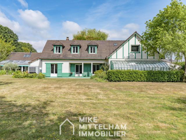EXCLUSIVITÉ MMI PROPRIÉTÉ DE CHARME AVEC DEUX MAISONS PARC PAYSAGER ET PISCINE INTÉRIEURE