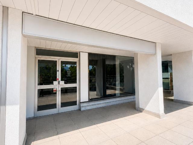 EXCLUSIVITÉ NG IMMO LOCAL COMMERCIAL HYPER CENTRE DE REIGNIER ÉSERY