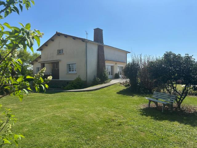 Exclusivité NESMY Maison 4 chambres 133 m², 1 774 m² de terrain