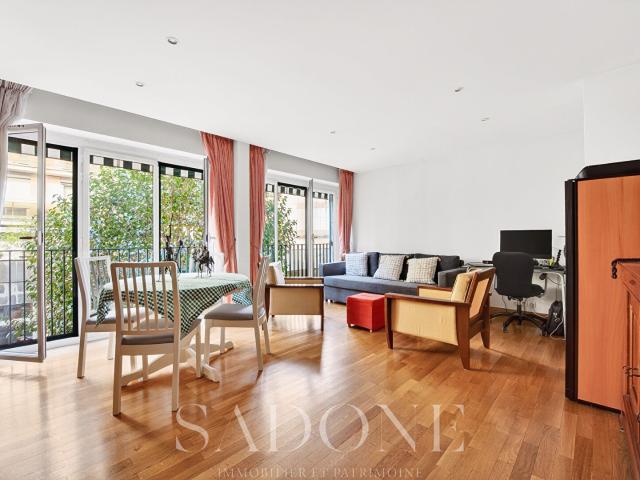 Exclusivité Neuilly Sur Seine Pont de Neuilly 2 pièces