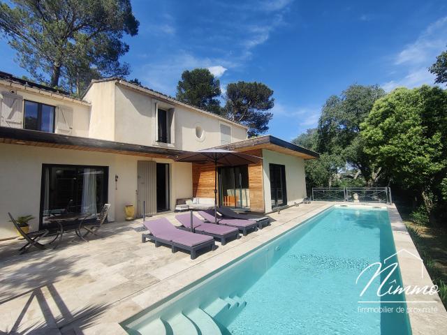 EXCLUSIVITE NIMES PROCHE CASTANET MAISON T4 TERRAIN PISCINE