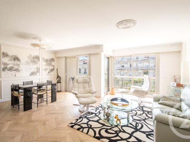 Exclusivité Nice, au cœur du très recherché Carré d'Or, sur. 87m² Nice