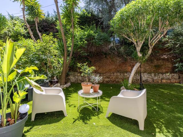 Exclusivité! Nice Sainte Marguerite 3 pièces traversant en rez de jardin