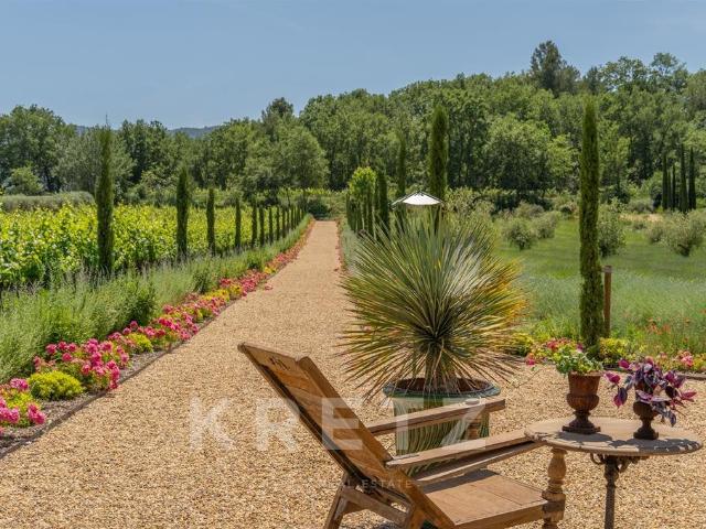 Exclusivité Off Market Mas D'exception Du 17e, 600 M2, 6 Hec. 500m² Gordes