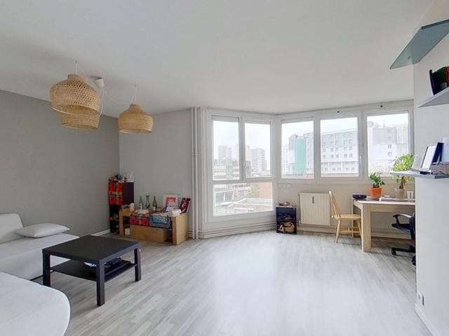 Exclusivité Optimhome – Appartement 4 pièces lumineux à 3 minutes du métro Gallieni