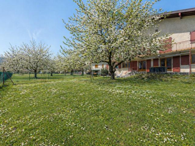 Exclusivité Orcier Appartement 5 pièces avec grand jardin