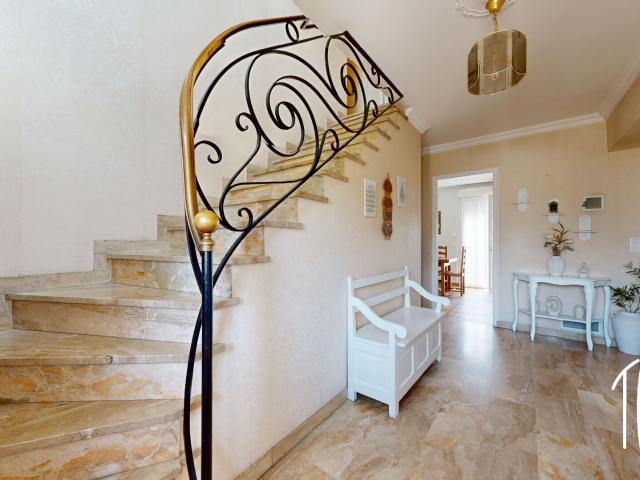 EXCLUSIVITE PARAY VIEILLE POSTE MAISON FAMILIALE 150M2 GARAGE