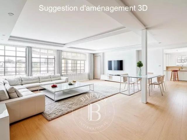 Exclusivité Paris 8 Friedland / Balzac 2 chambres 5ème étage