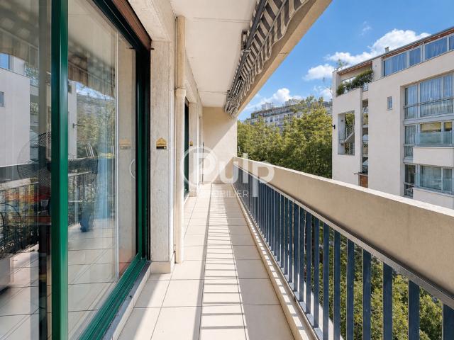 EXCLUSIVITÉ PARIS 14e RUE LEDION 65 m² BALCON PARKING CAVES 2/3 PIÈCES MODULABLE