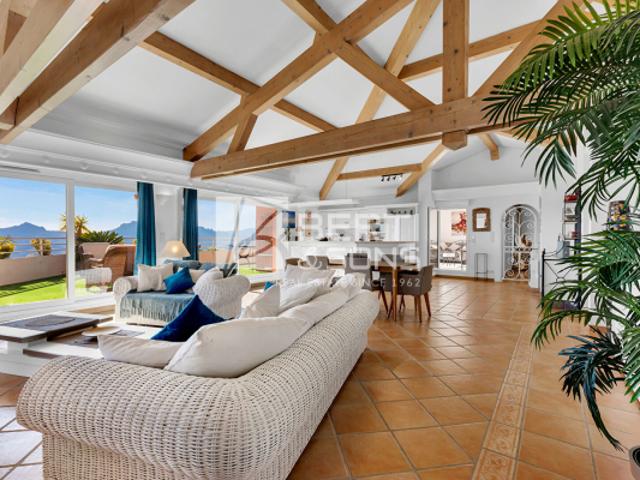 PENTHOUSE/VILLA TOIT 175M² VUE FEERIQUE MER ET ESTEREL DOMAINE PRESTIGIEUX GRAND DUC GARDE 24H/24